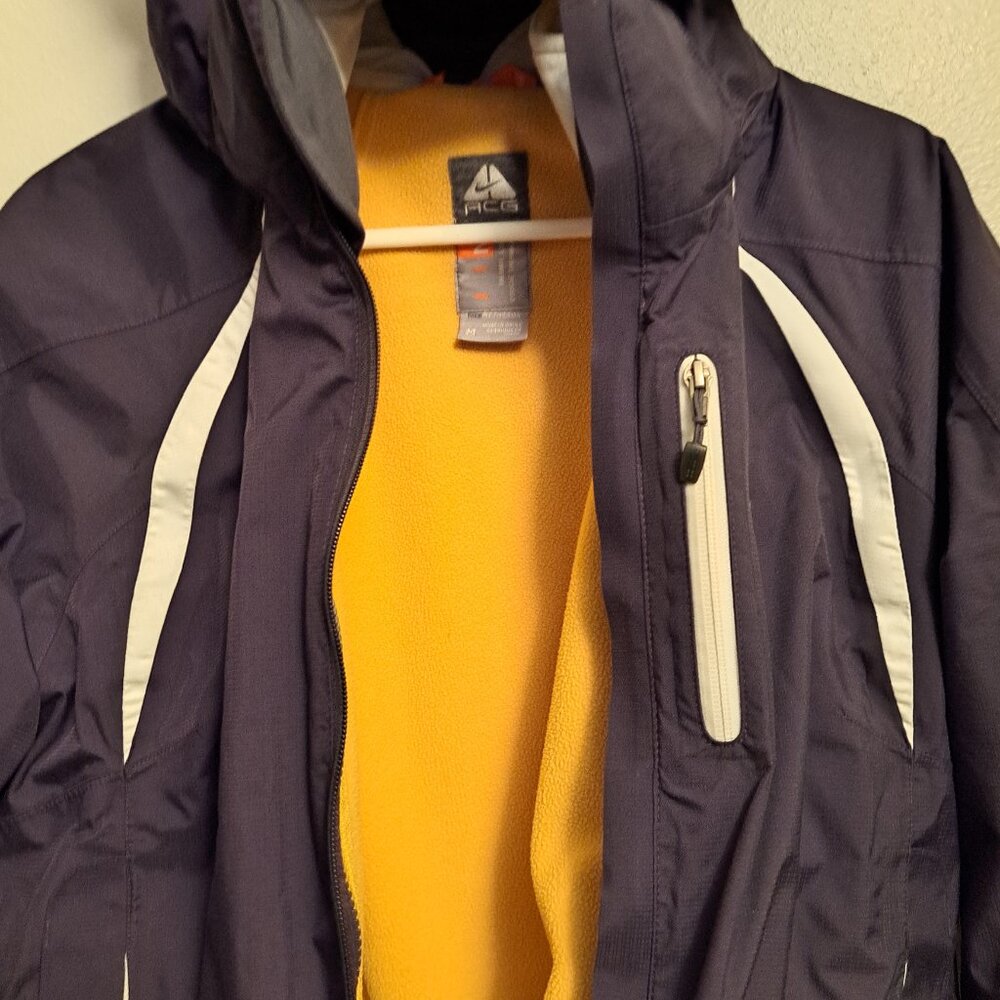Vintage Nike ACG 3-in-1 System Jacket,Includes Outer Shell and Removable Fleece - Picture 13 of 16